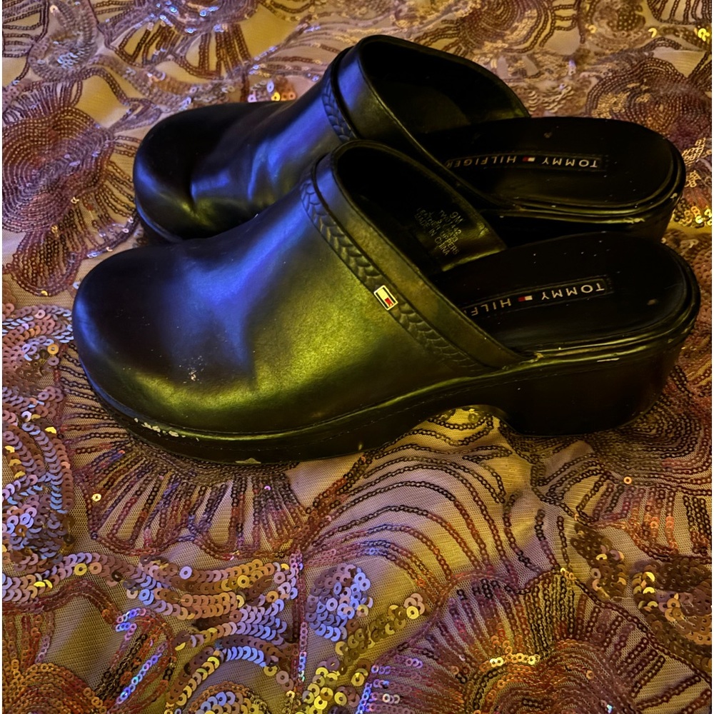 TONMY HILFIGER size 9🌹